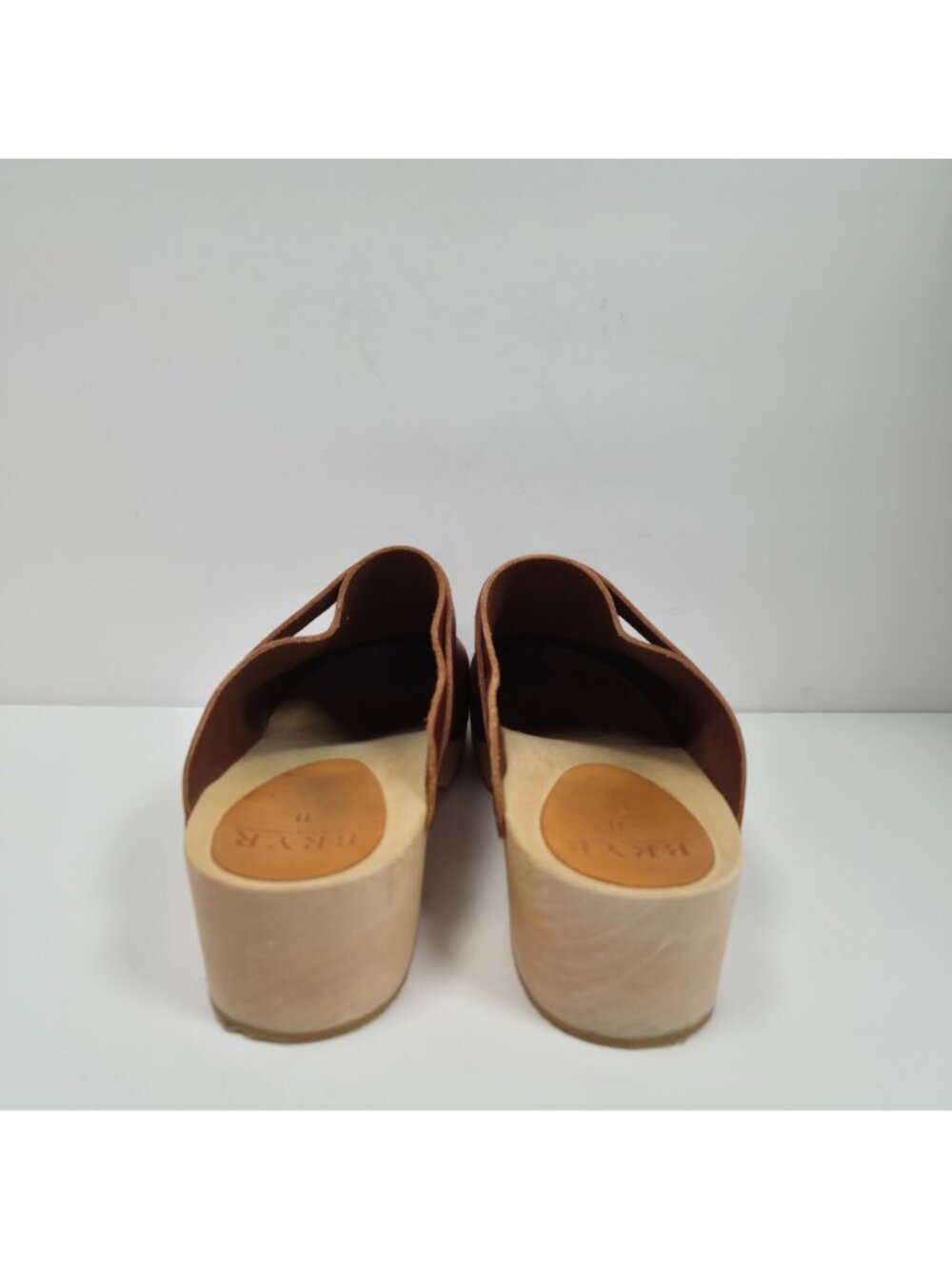 Bryr Handmade Women's Crafted in San Francisco Brown Leather Clogs US Size 11 - Picture 4 of 9